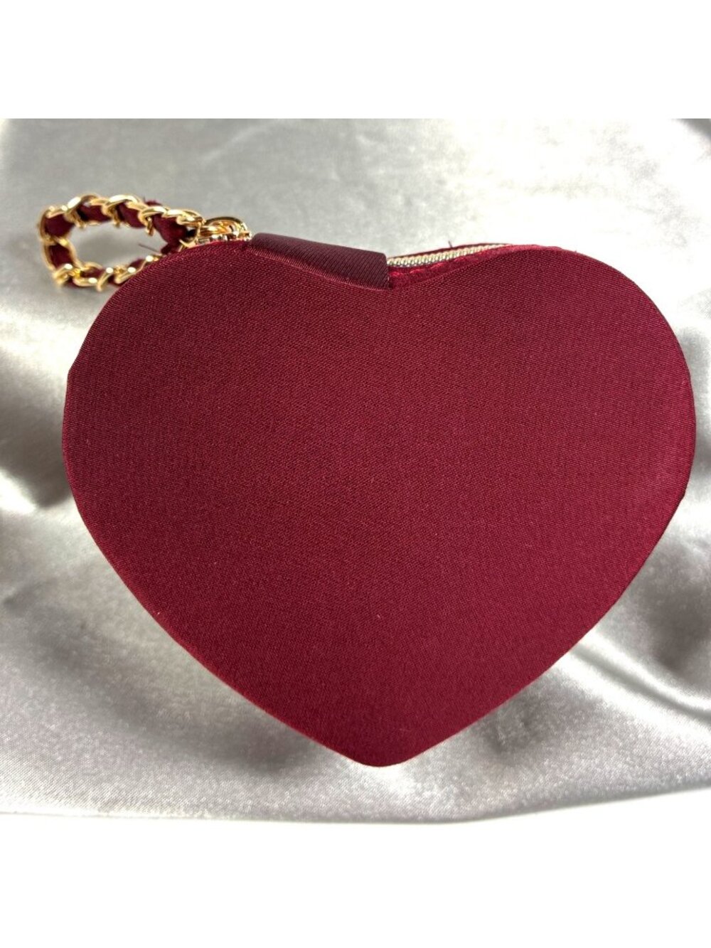 A New Day Heart Shaped Travel Jewelry Box Burgundy Satin Zip Case Ring Organizer